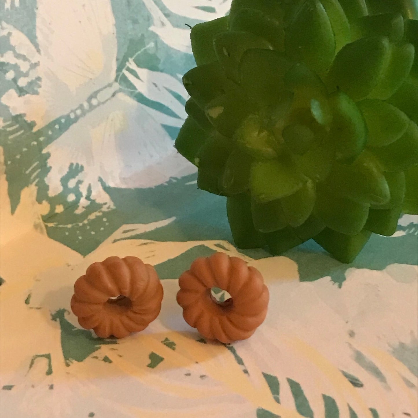 Bundt Cake Studs